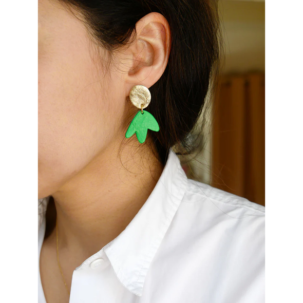 Mini boucles d'oreilles Bilbao - Cuir vert pomme et or